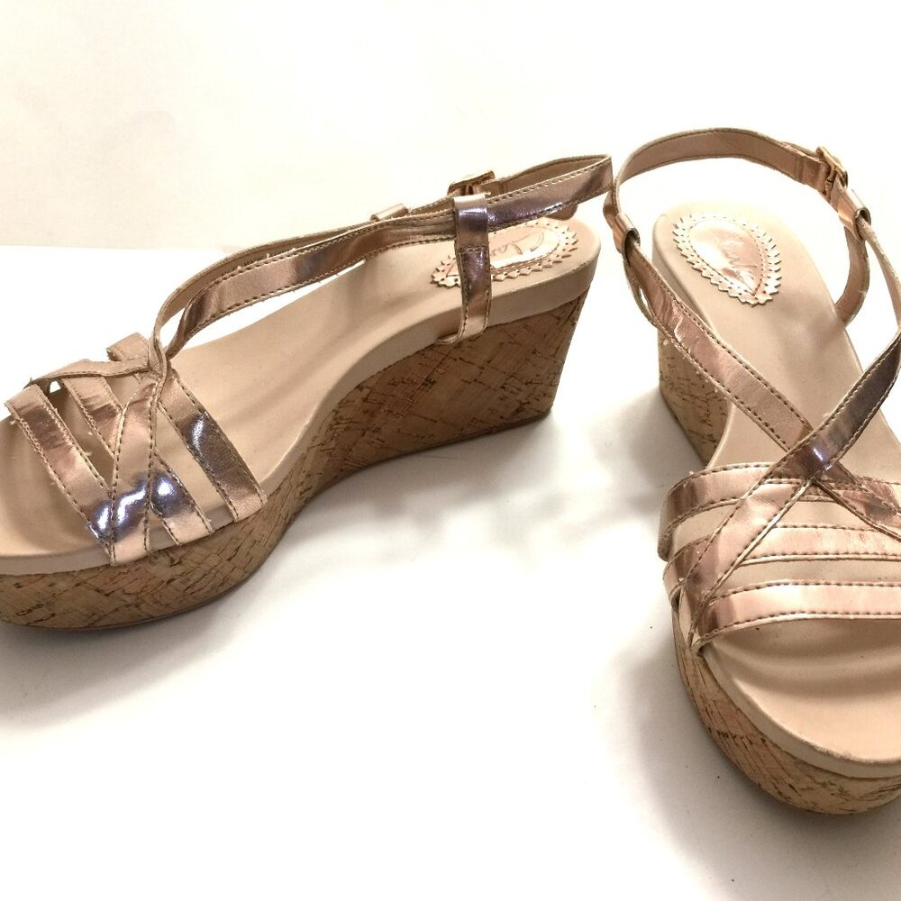 CLARKS ROSE GOLD SANDALS - Picture 1 of 3